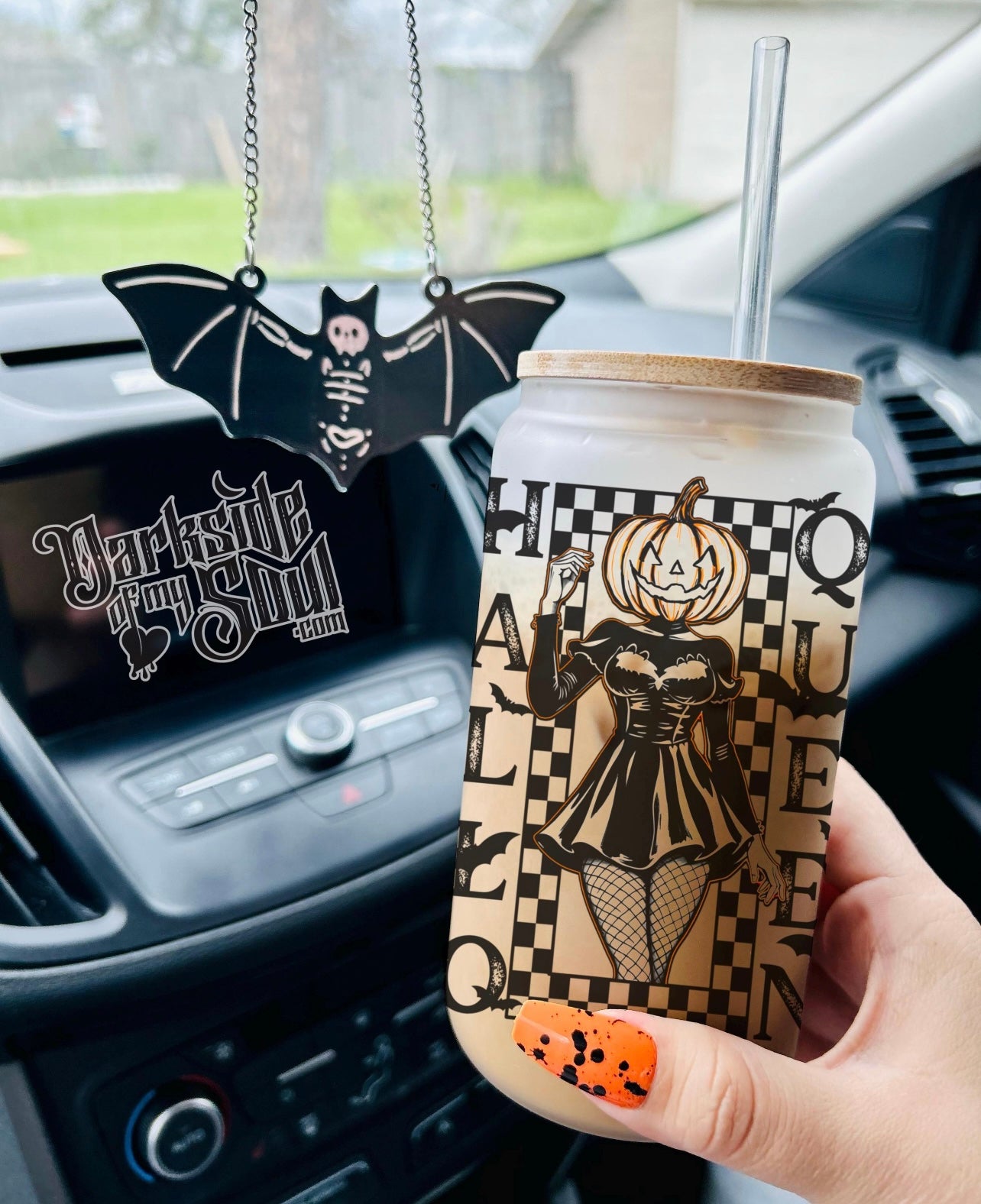 Halloqueen | 16oz. Frosted Glass Cup