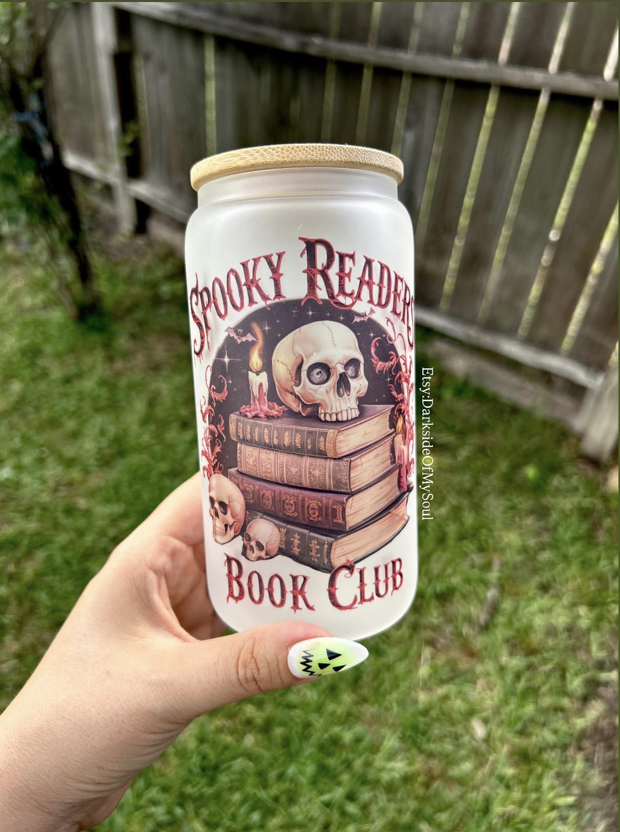 Spooky Readers Book Club | 16oz. Frosted Glass Cup