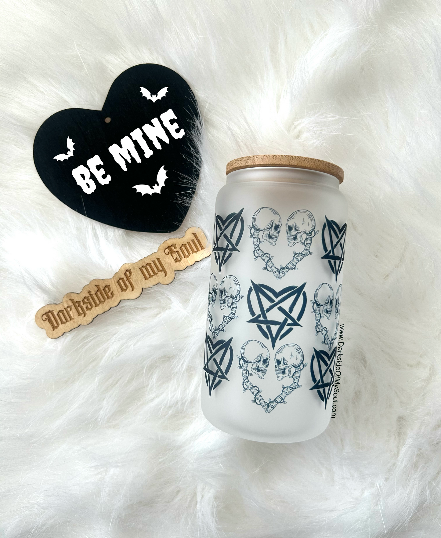 Skull Hearts | 16oz. Frosted Glass Cup