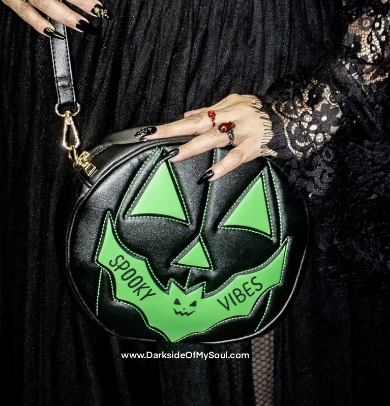 Pumpkin Purse Spooky Vibes